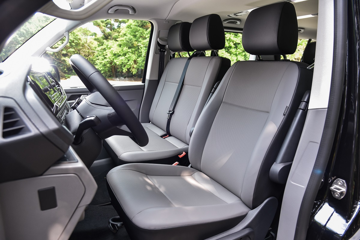 福斯T6 2000CC 9人座 此車款無法網路預定，有需要可以加入官方LINE預約!